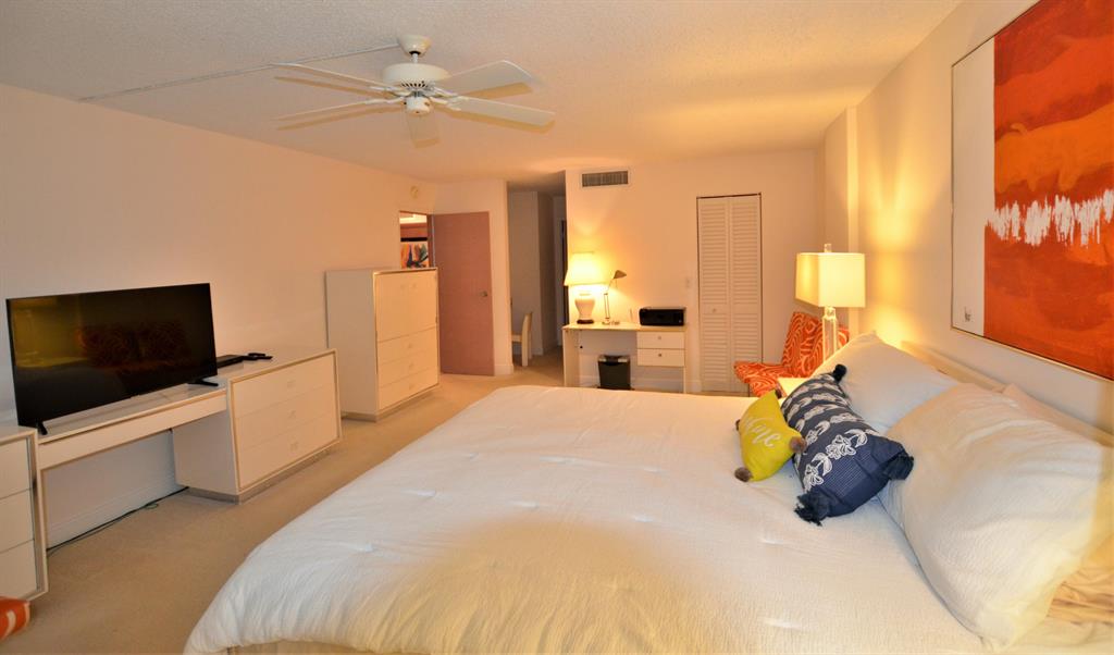 Barclay Condominium - Residential Lease