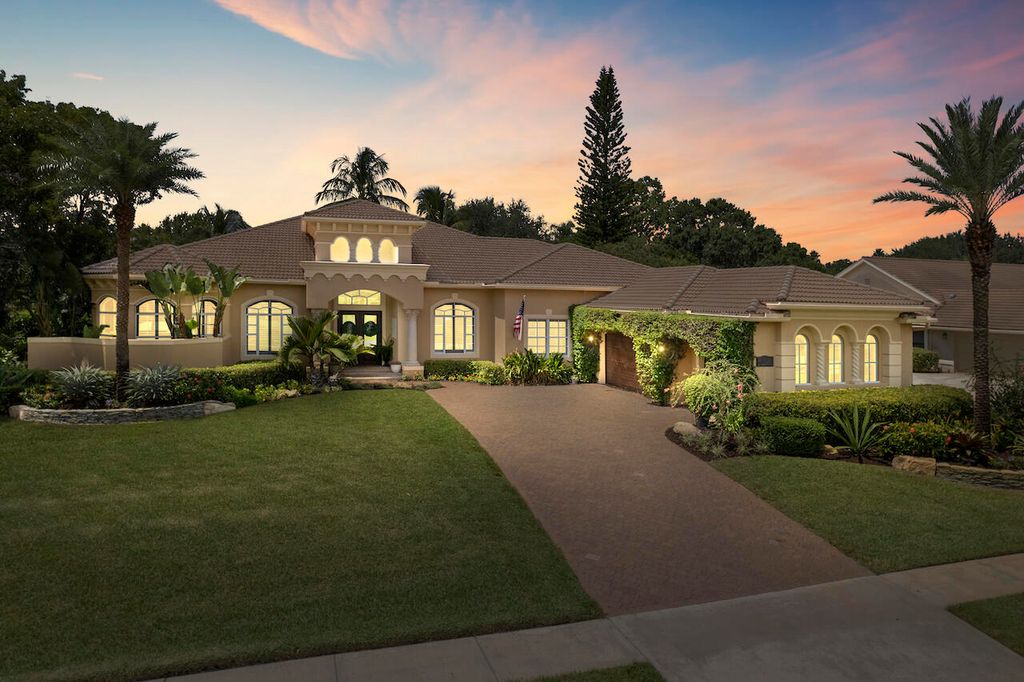 Photo of 15385 Meadow Wood Drive, Wellington, FL 33414 (MLS # R10971483)