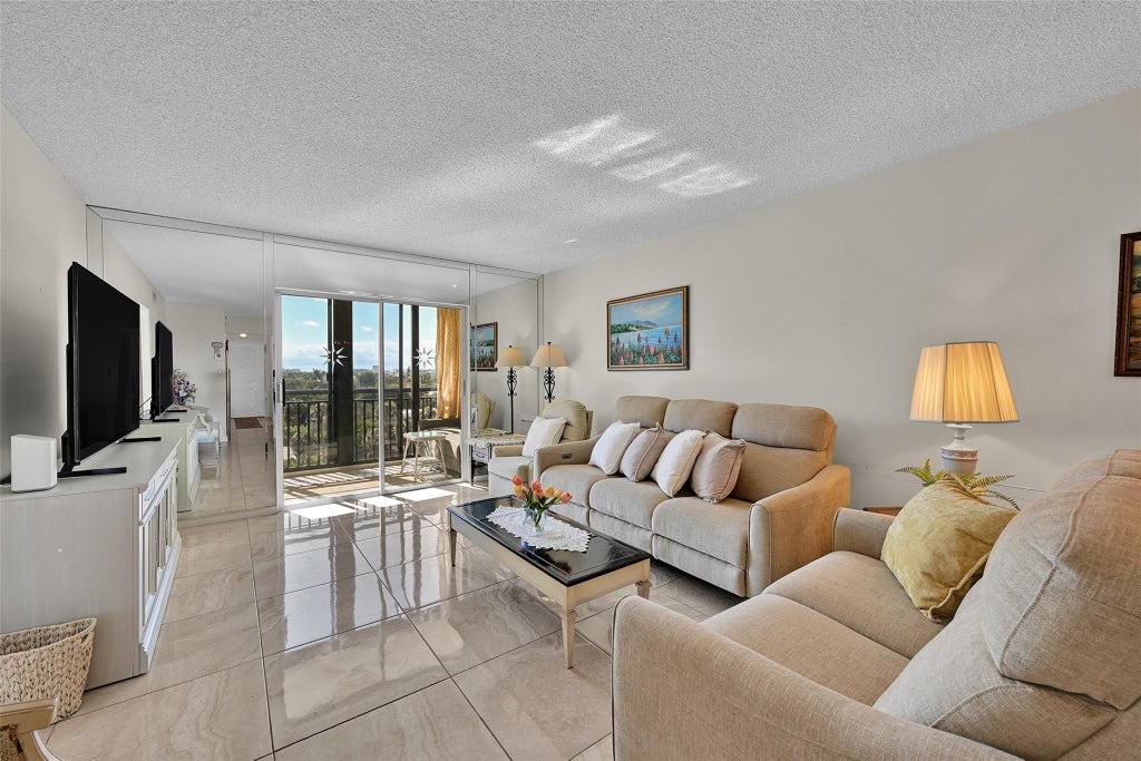 Photo of 2350 NE 14th Street Causeway #609, Pompano Beach, FL 33062 (MLS # B26075807)