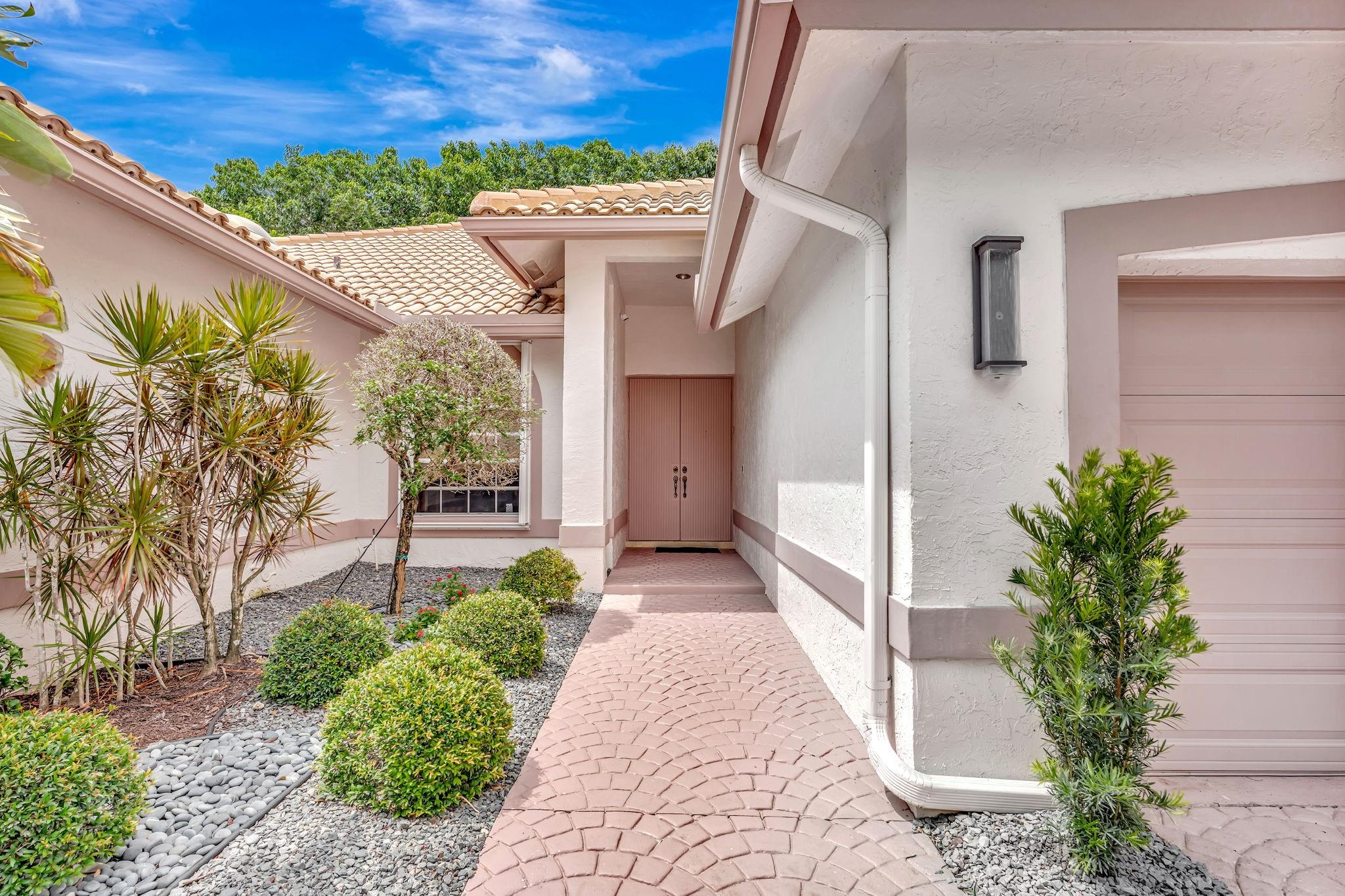 12055 S Classic Dr