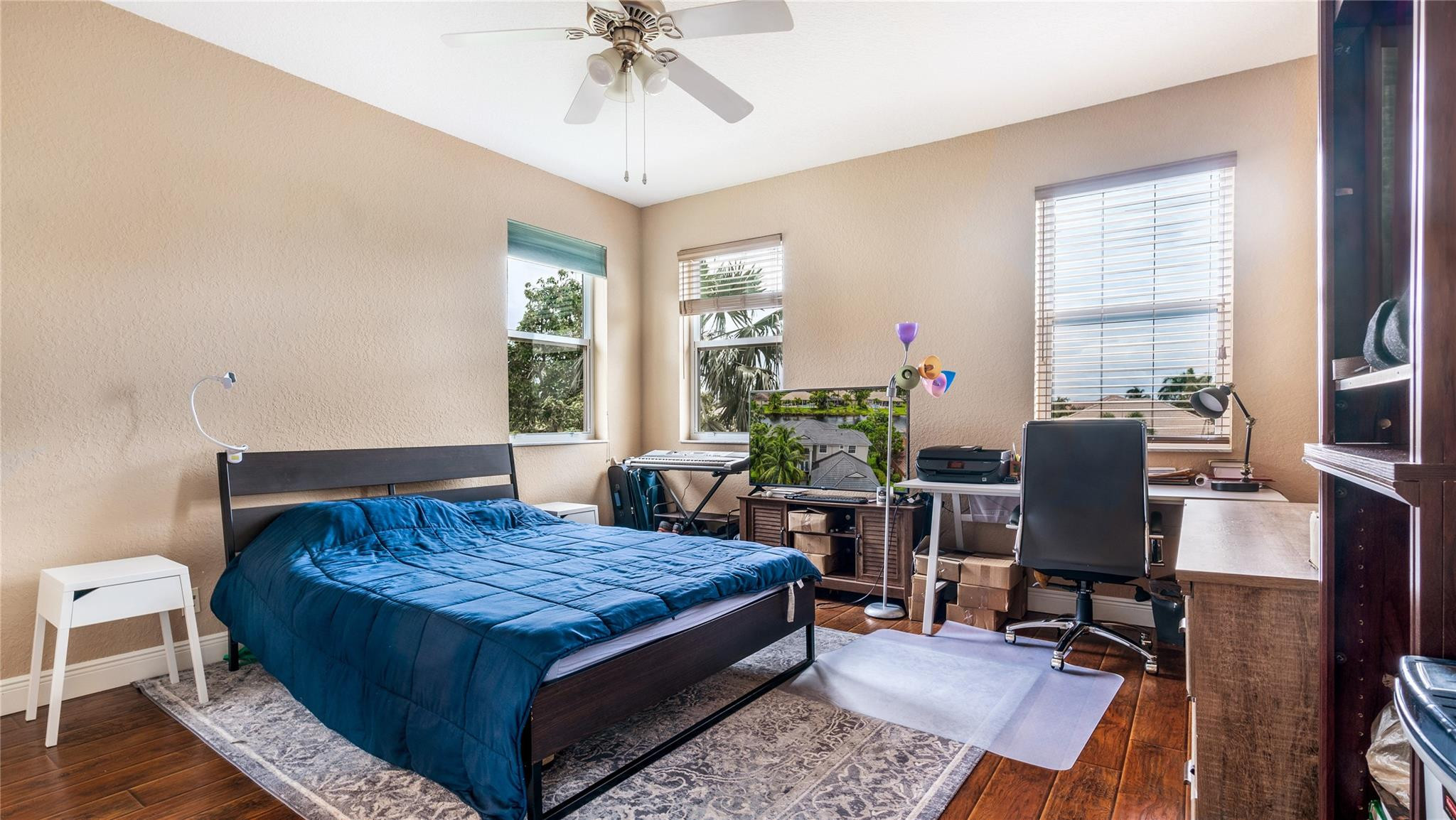 PARKLAND ISLES - Residential