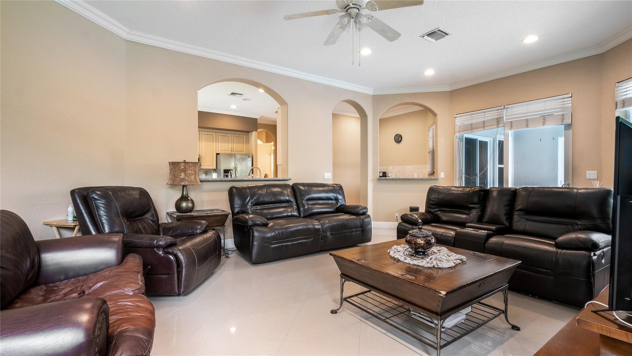 PARKLAND ISLES - Residential