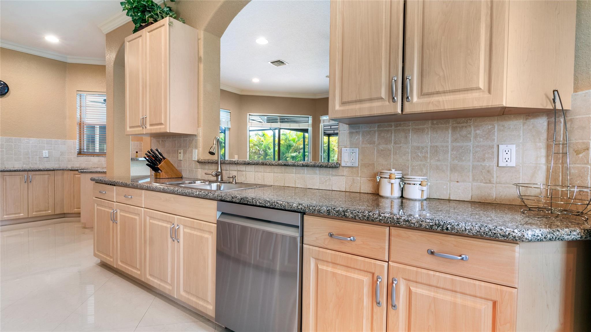 PARKLAND ISLES - Residential