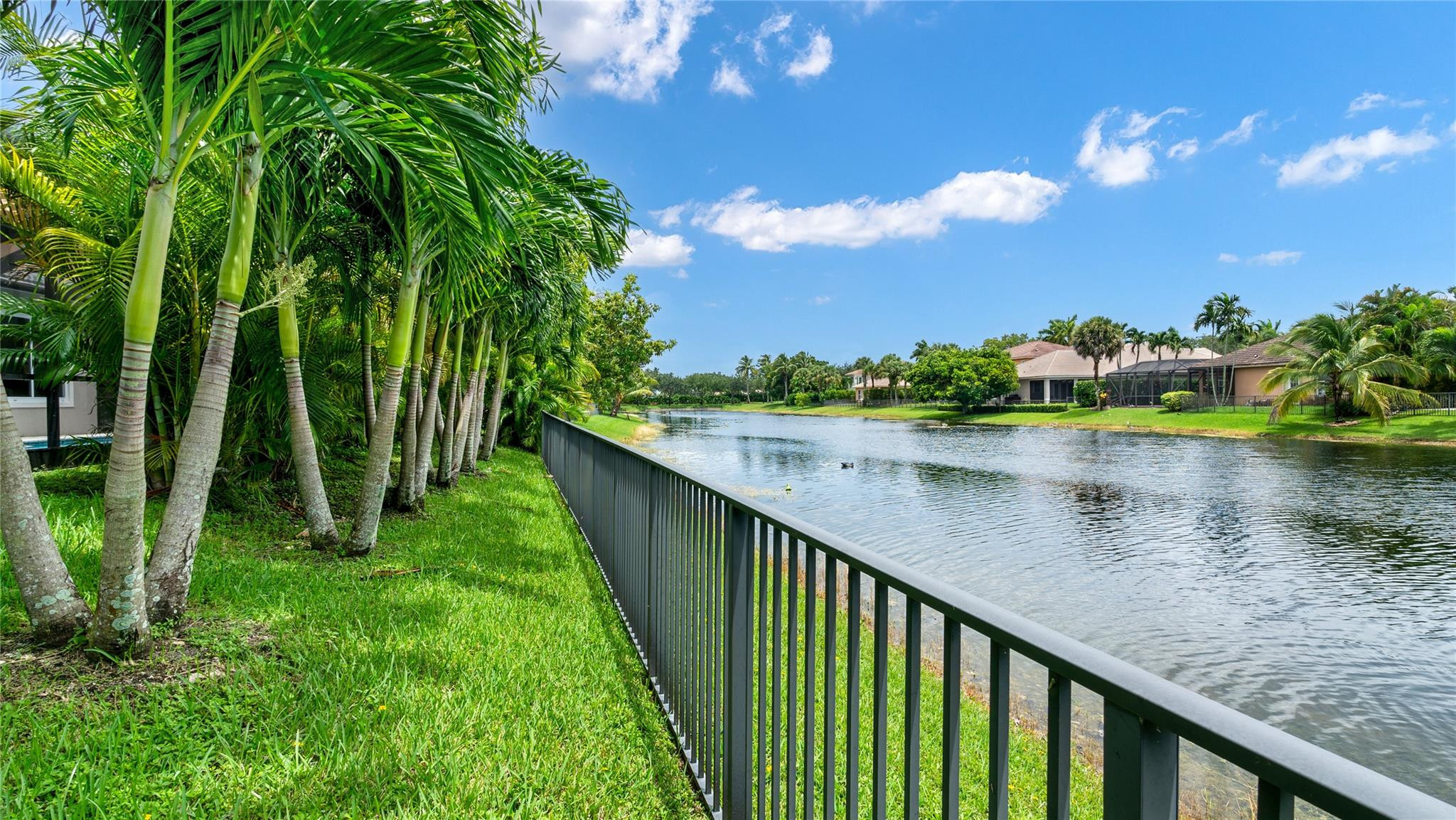 PARKLAND ISLES - Residential