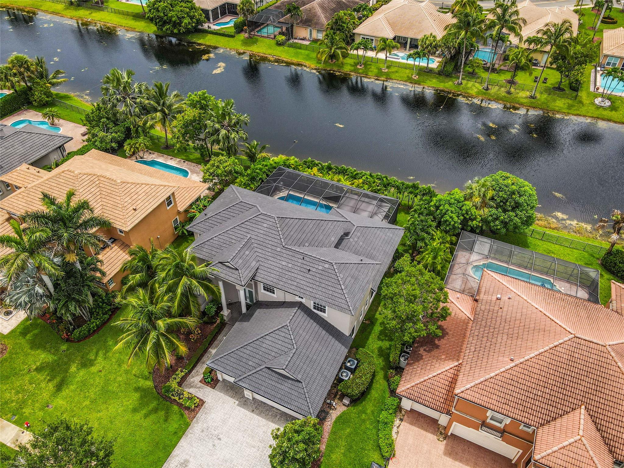 PARKLAND ISLES - Residential