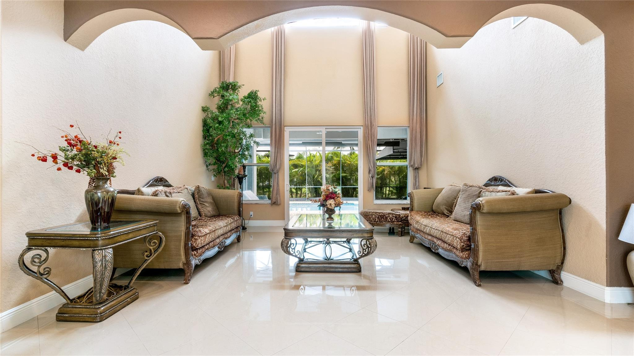 PARKLAND ISLES - Residential