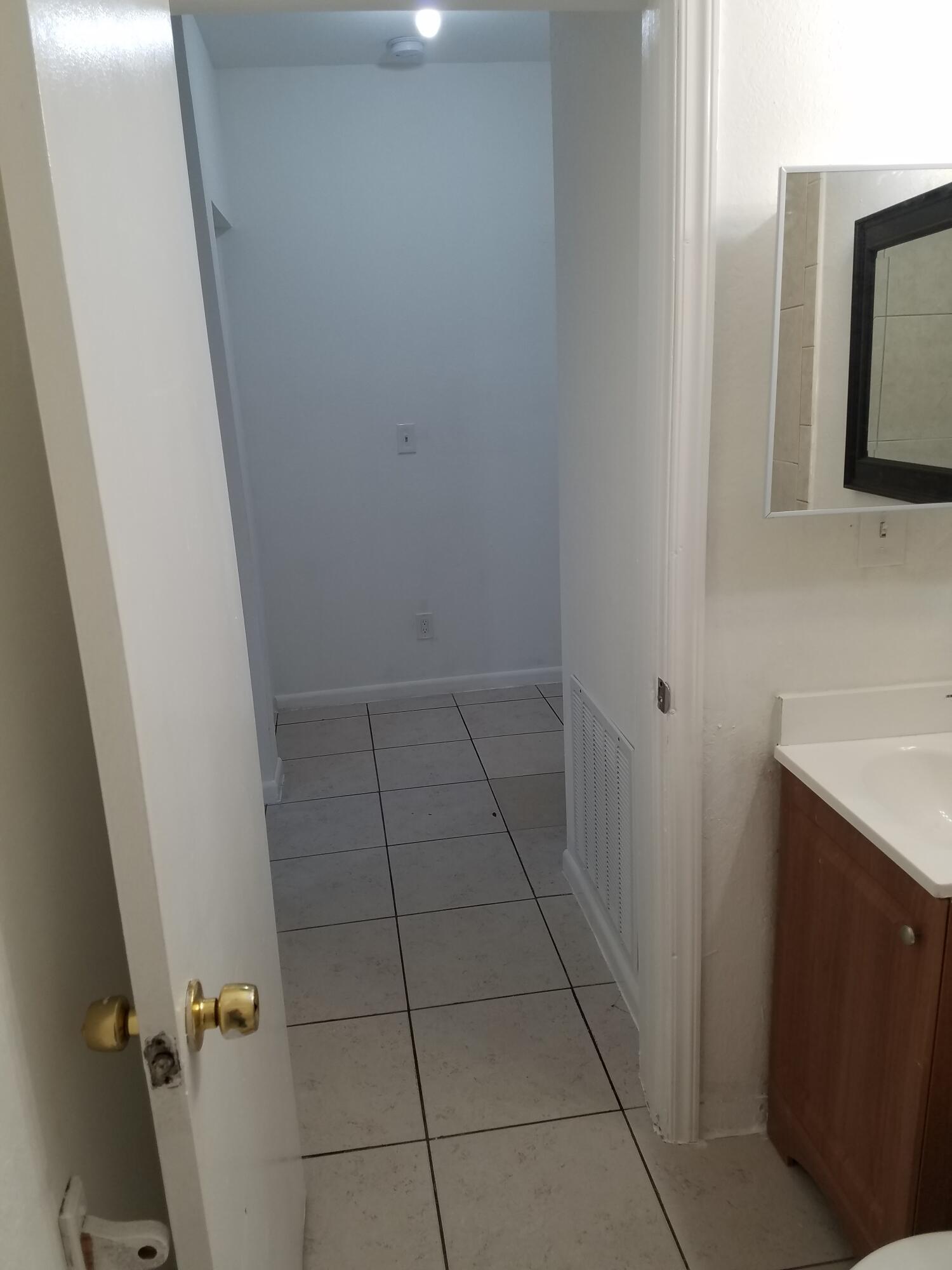 WASHINGTON HEIGHTS - Residential Lease