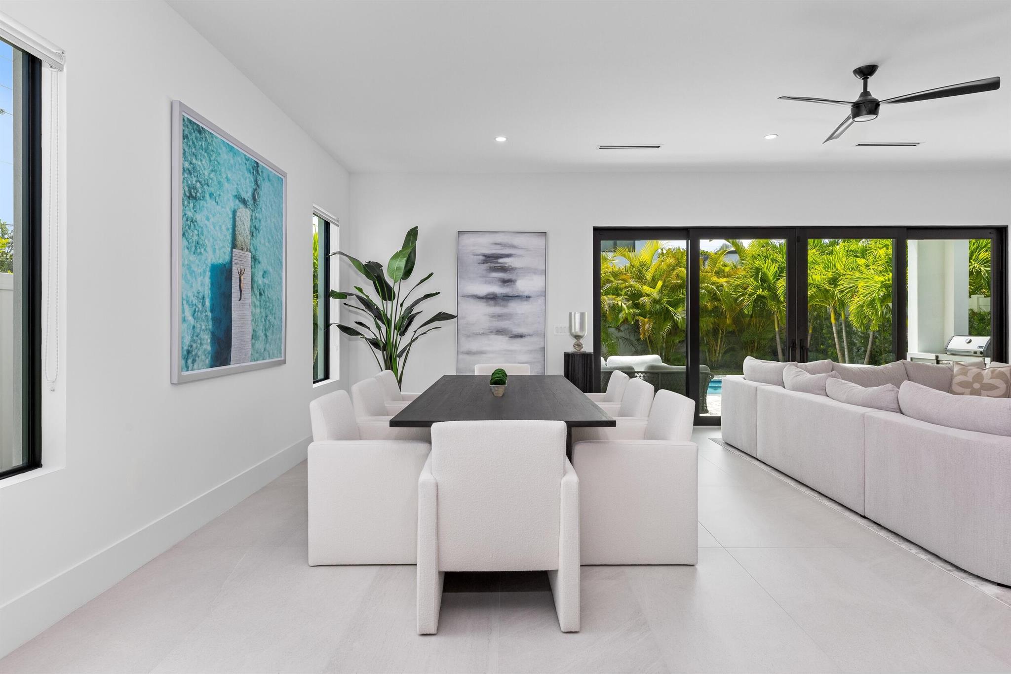 DELRAY MANORS - Residential