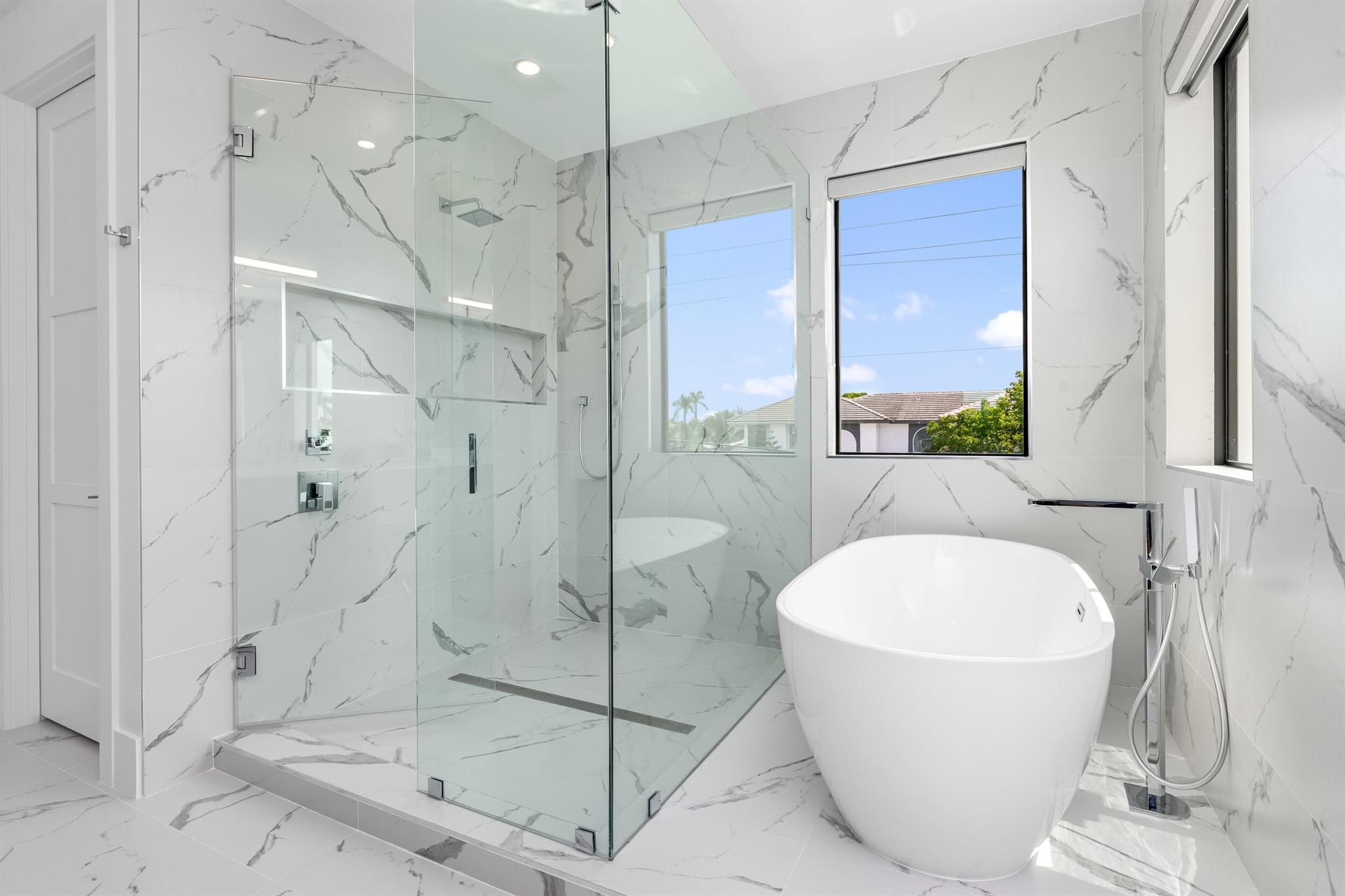 DELRAY MANORS - Residential