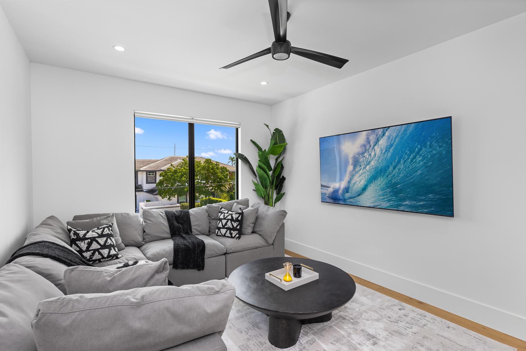 DELRAY MANORS - Residential