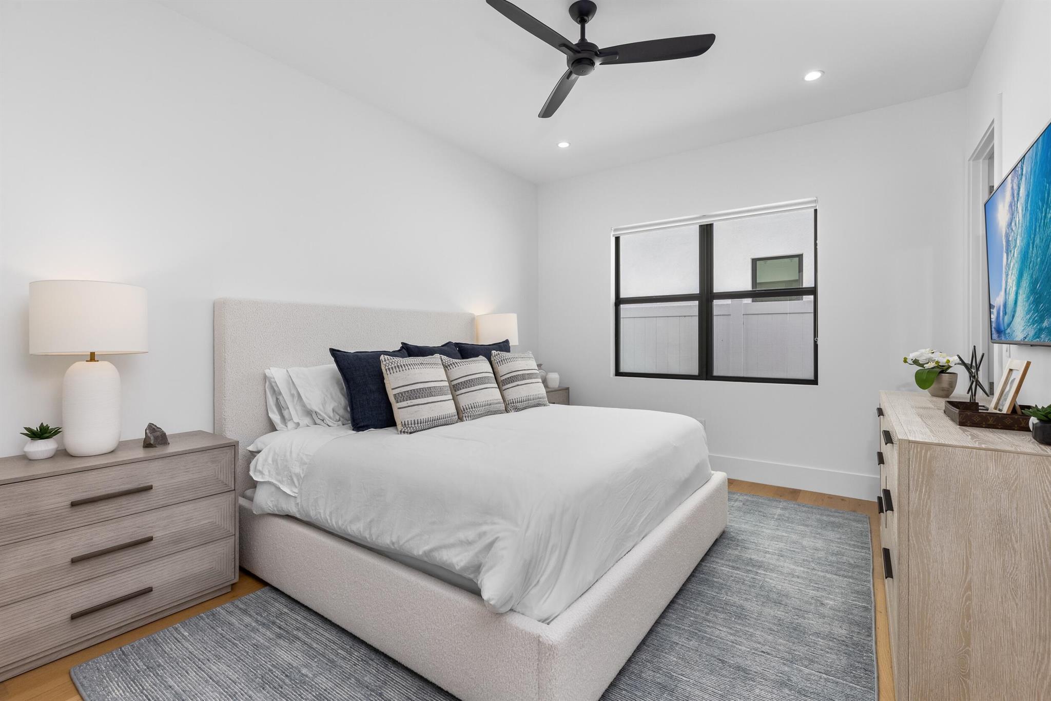 DELRAY MANORS - Residential