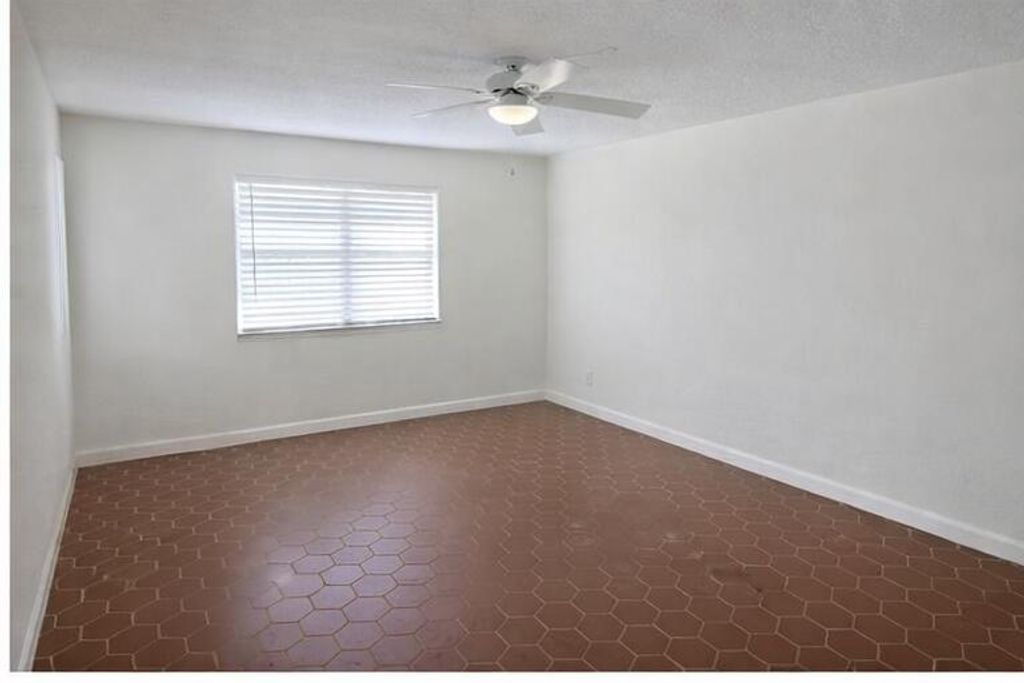 Photo of 621 NE 3rd Avenue, Delray Beach, FL 33444 (MLS # B26003685)