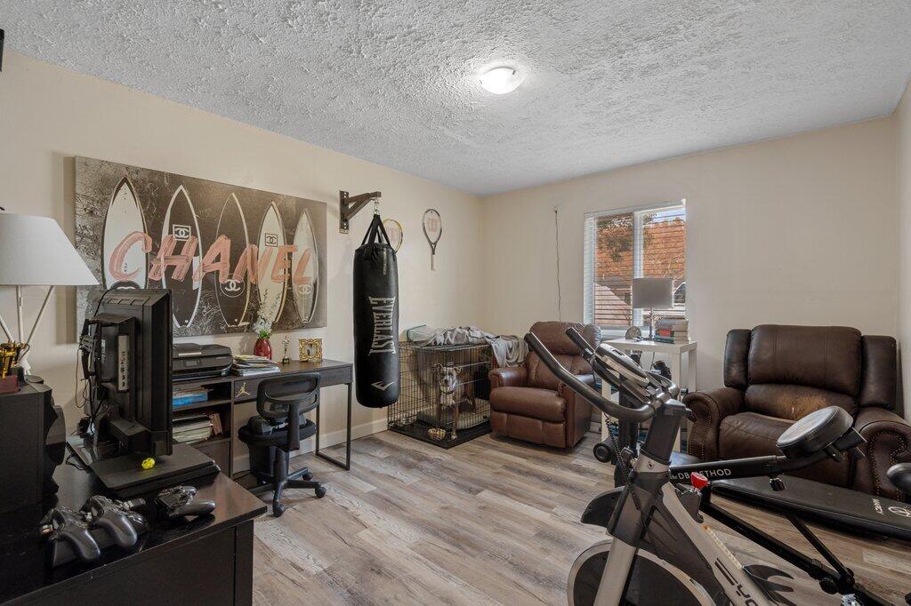 PINECREST ESTATES UNIT 1 - Residential