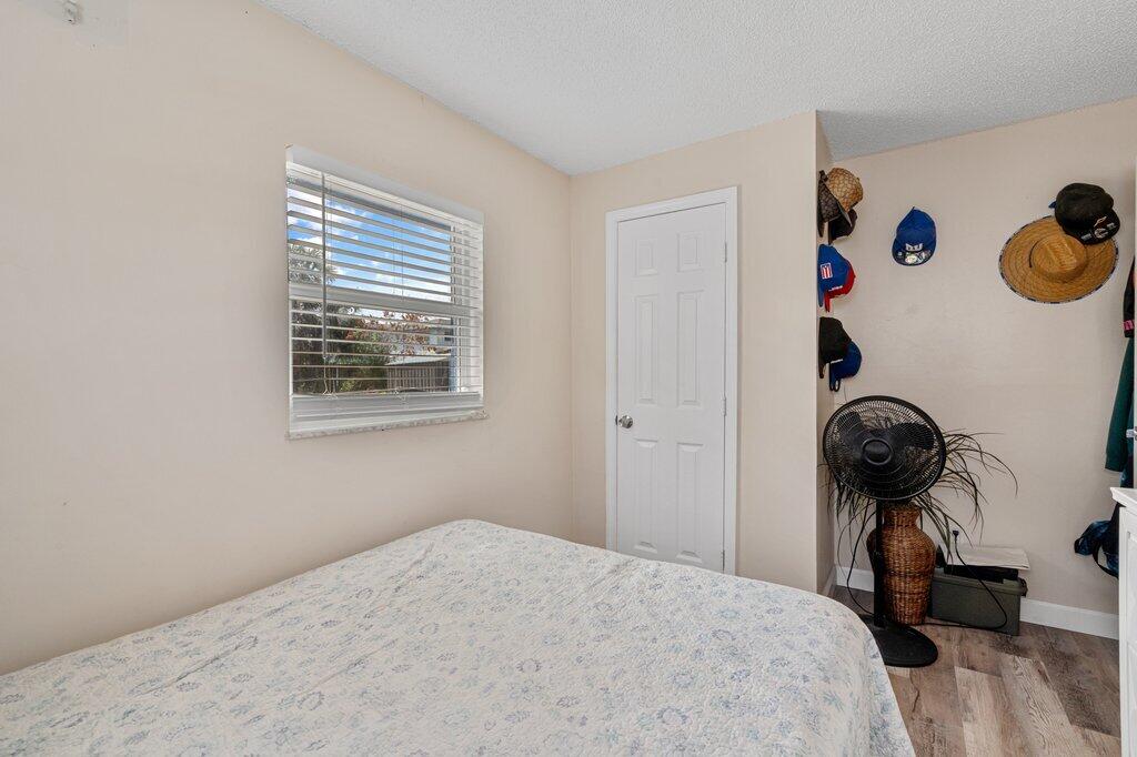 PINECREST ESTATES UNIT 1 - Residential