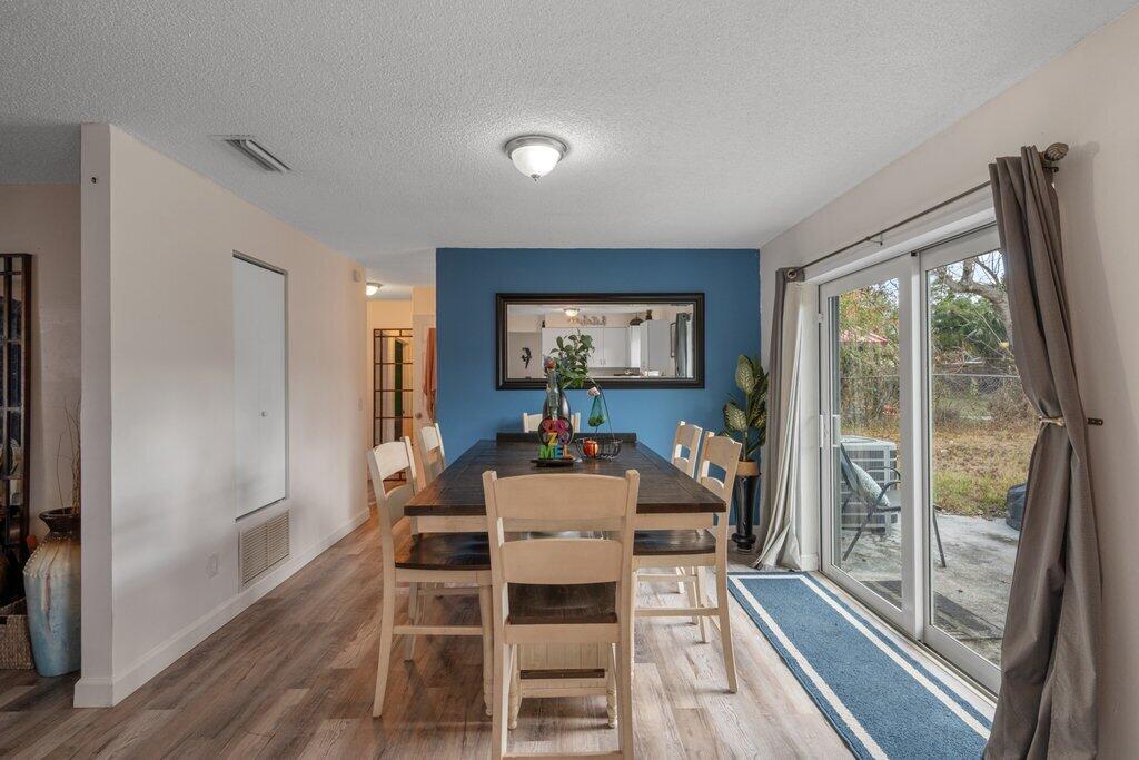 PINECREST ESTATES UNIT 1 - Residential