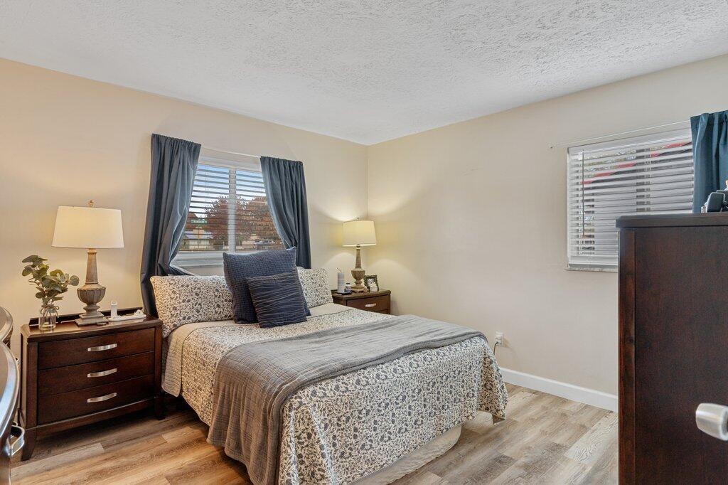 PINECREST ESTATES UNIT 1 - Residential