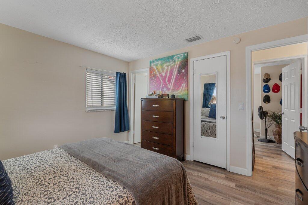 PINECREST ESTATES UNIT 1 - Residential