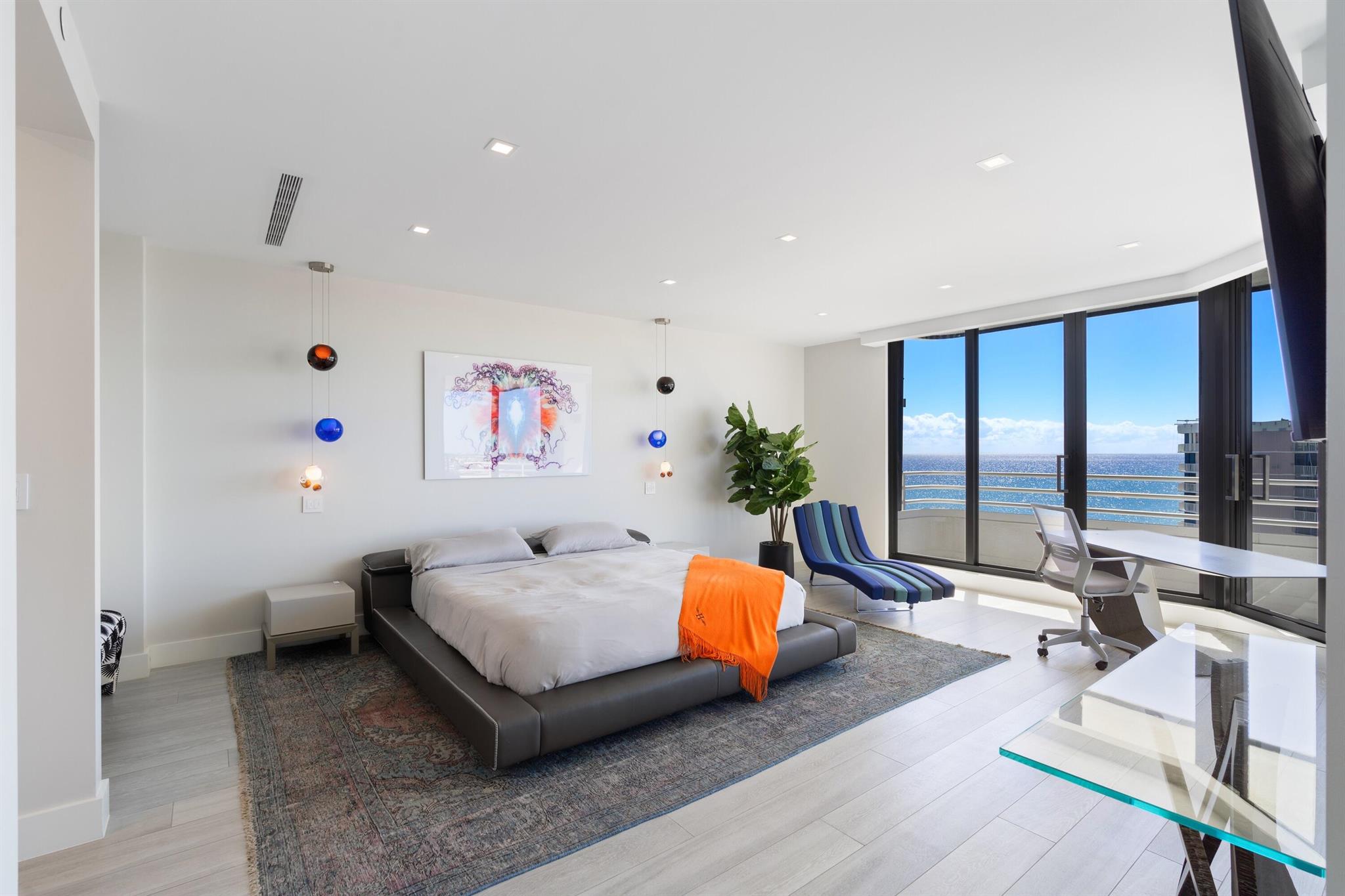 HIGHLANDS PLACE CONDO - Residential