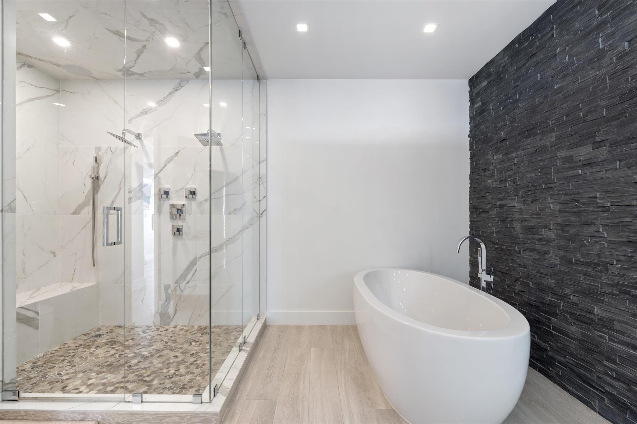 HIGHLANDS PLACE CONDO - Residential