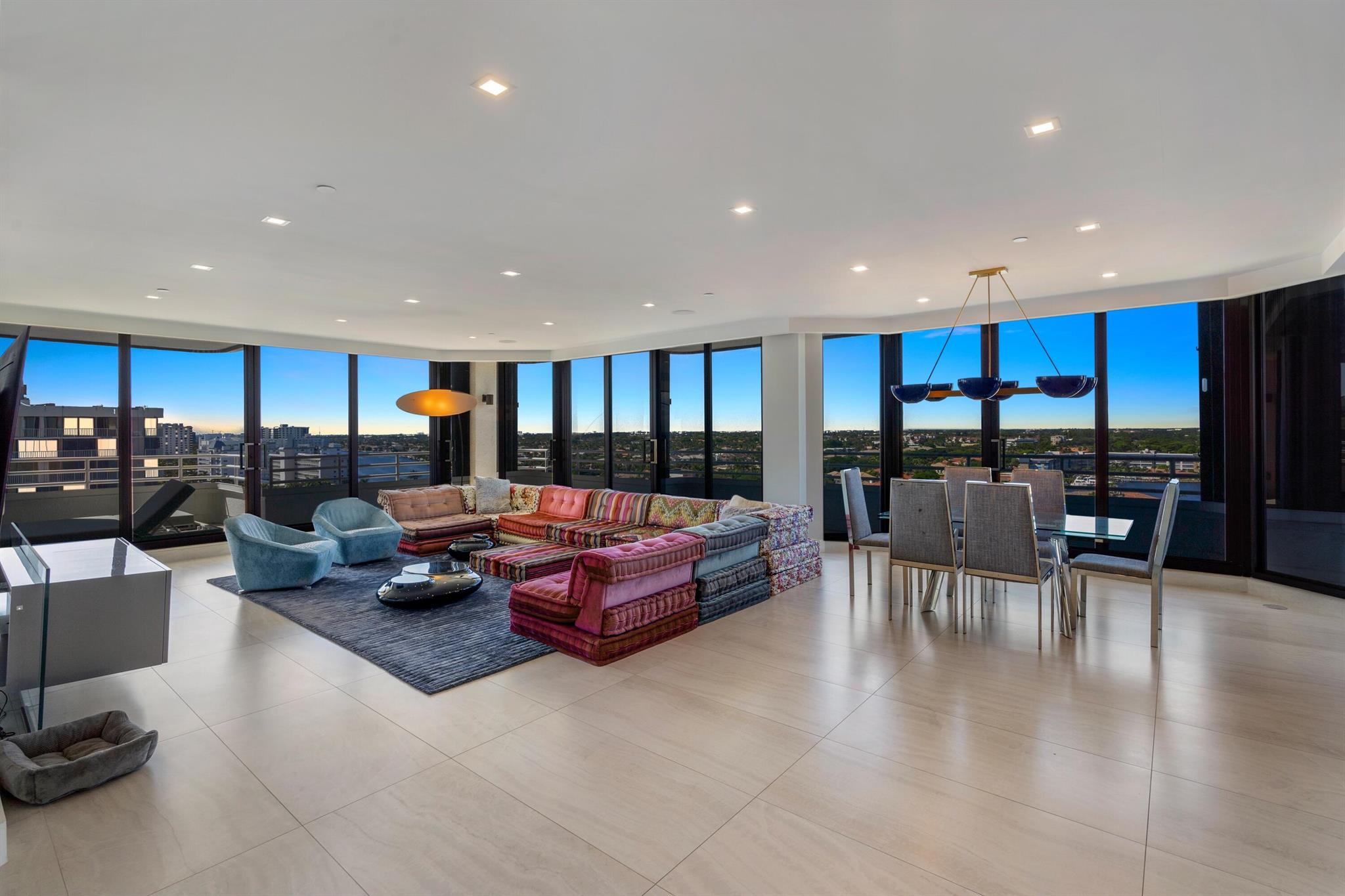 HIGHLANDS PLACE CONDO - Residential