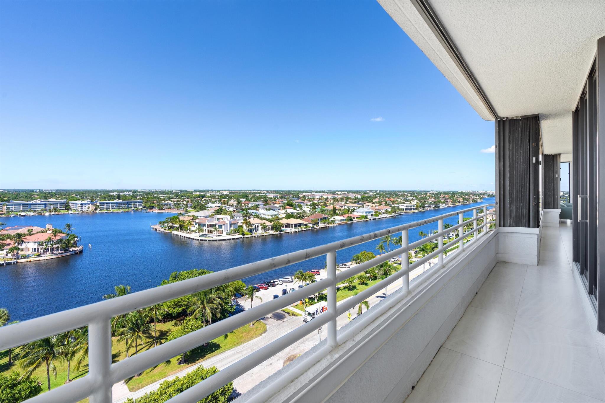 HIGHLANDS PLACE CONDO - Residential