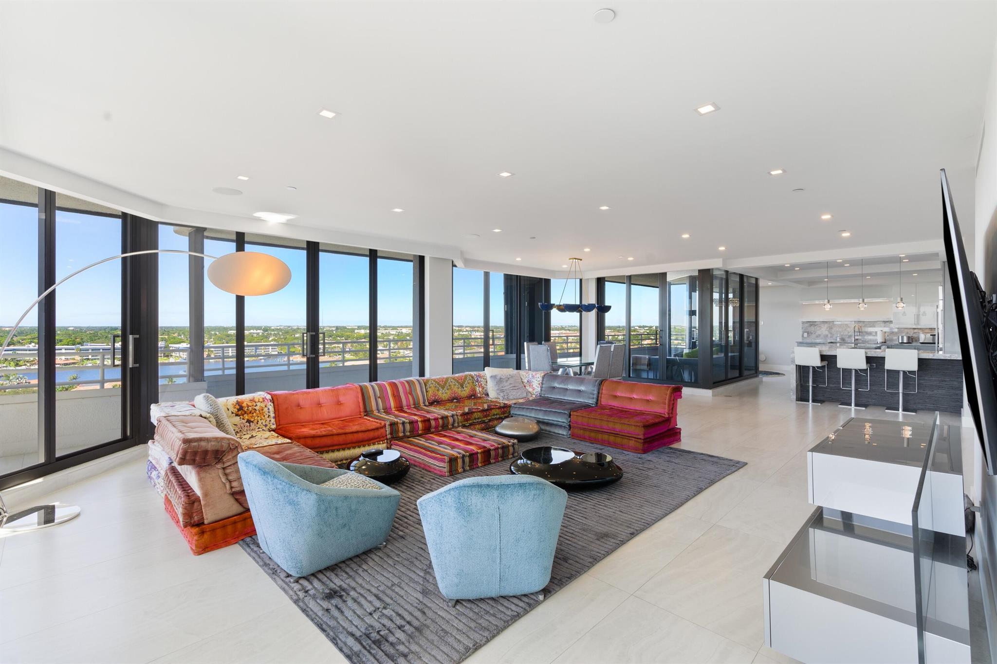 HIGHLANDS PLACE CONDO - Residential