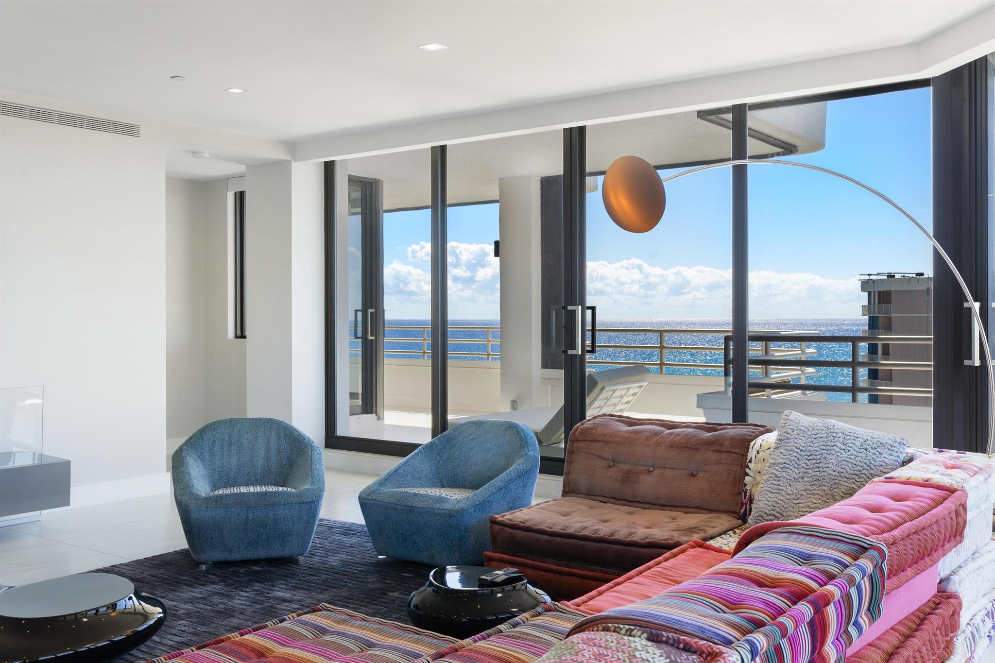 HIGHLANDS PLACE CONDO - Residential