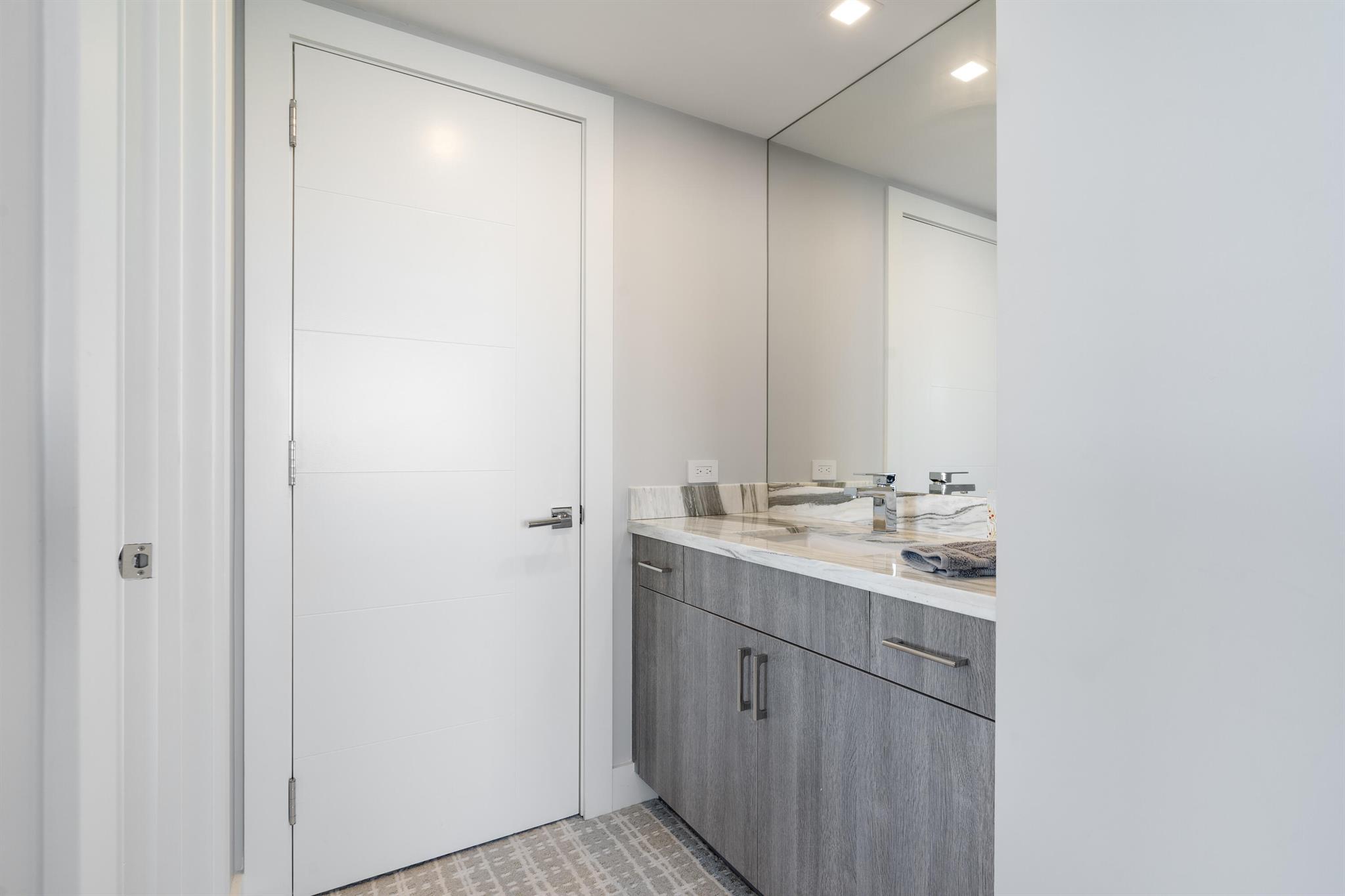 HIGHLANDS PLACE CONDO - Residential