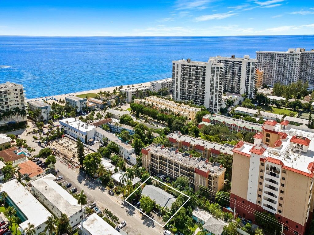 Photo of 3208 NE 7th Street #C, Pompano Beach, FL 33062 (MLS # F10536551)