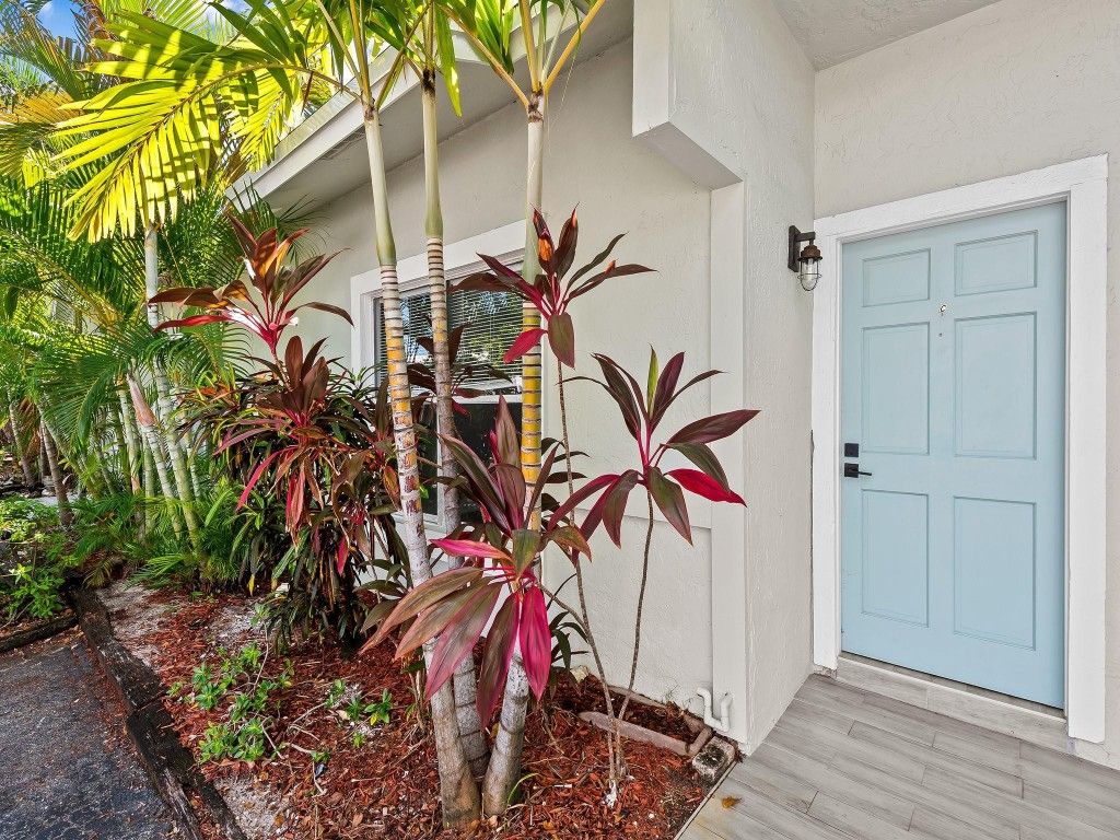 Photo of 3208 NE 7th Street #C, Pompano Beach, FL 33062 (MLS # F10536551)