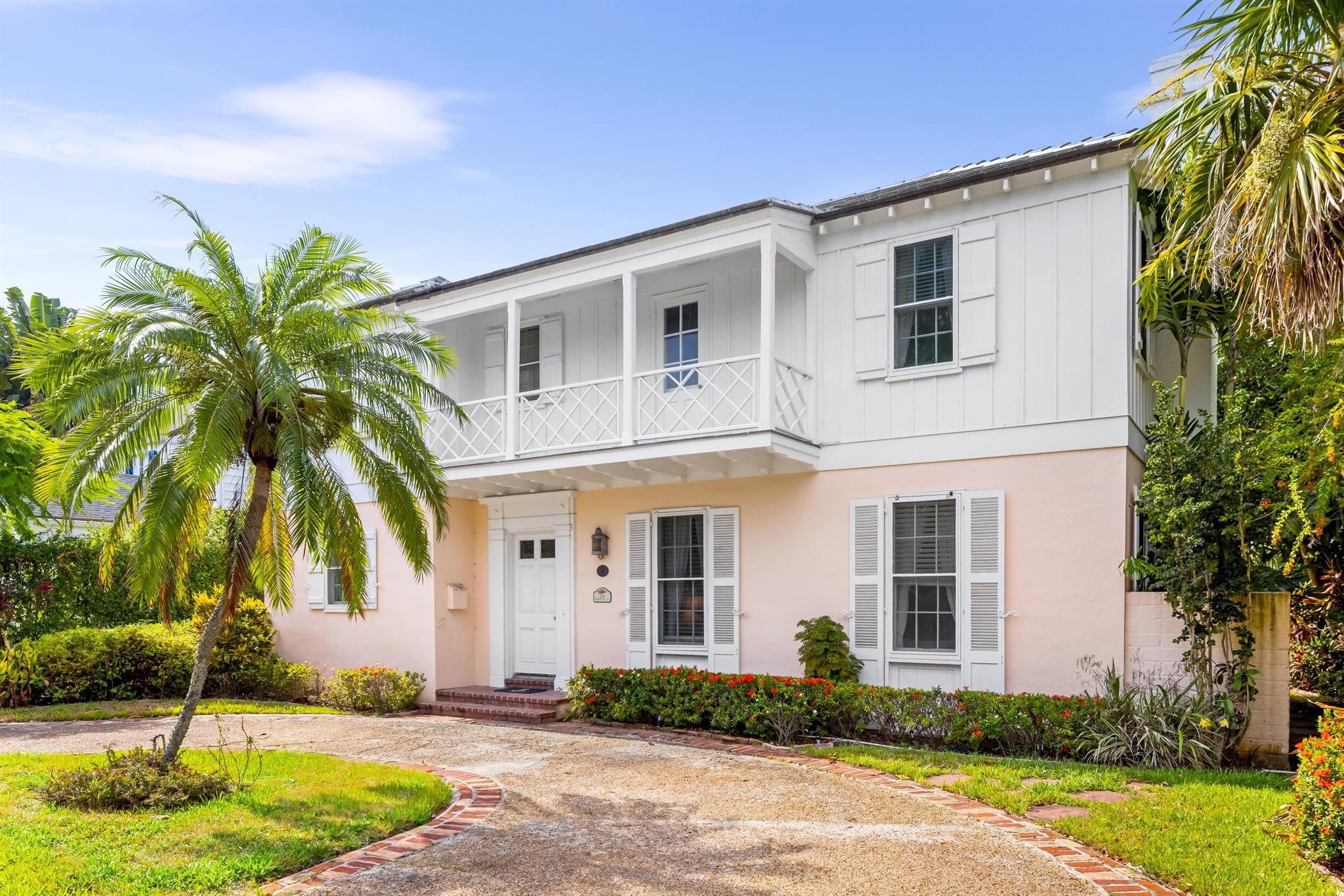 216 Pendleton Avenue