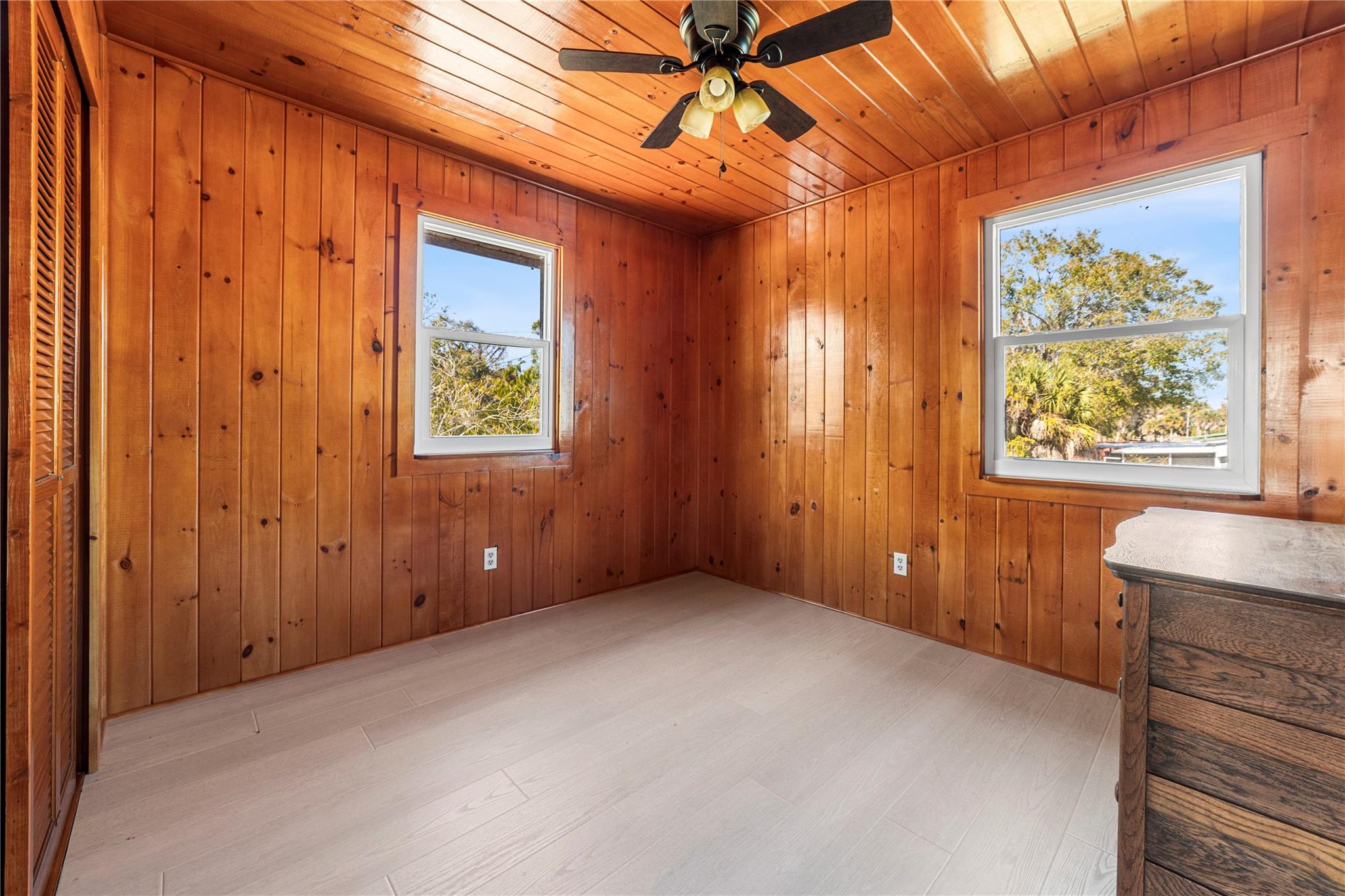 Little Sarasota Waterfront - Residential