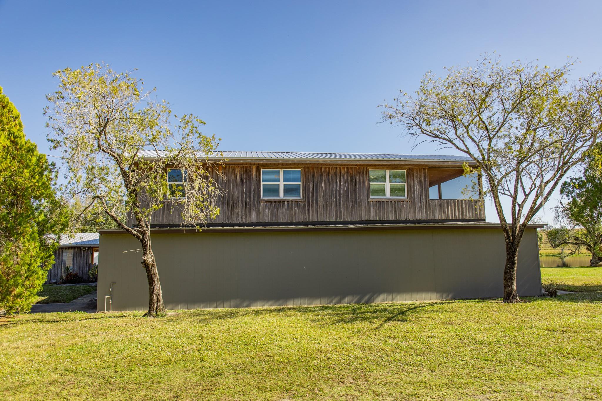 Little Sarasota Waterfront - Residential
