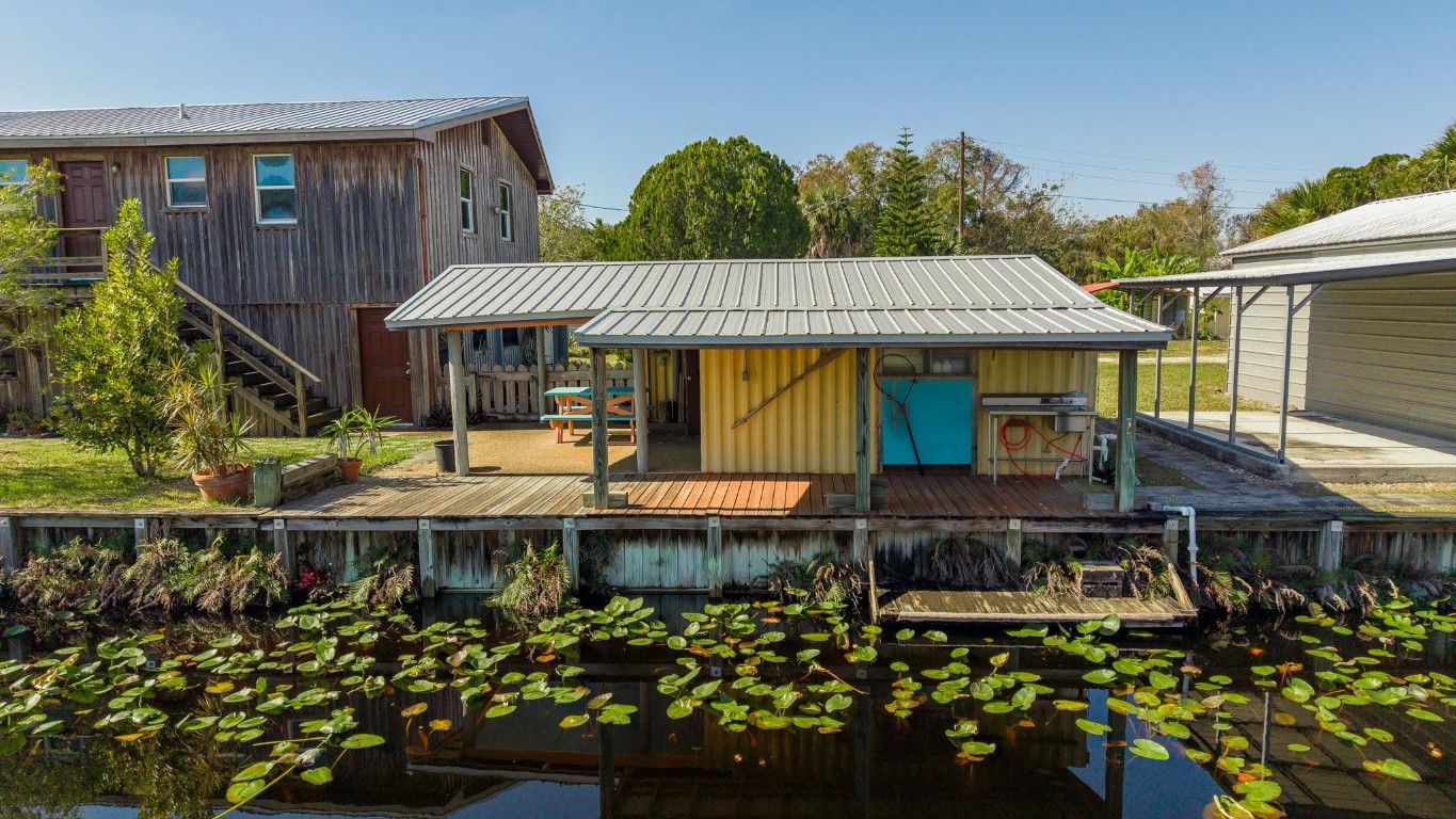 Little Sarasota Waterfront - Residential