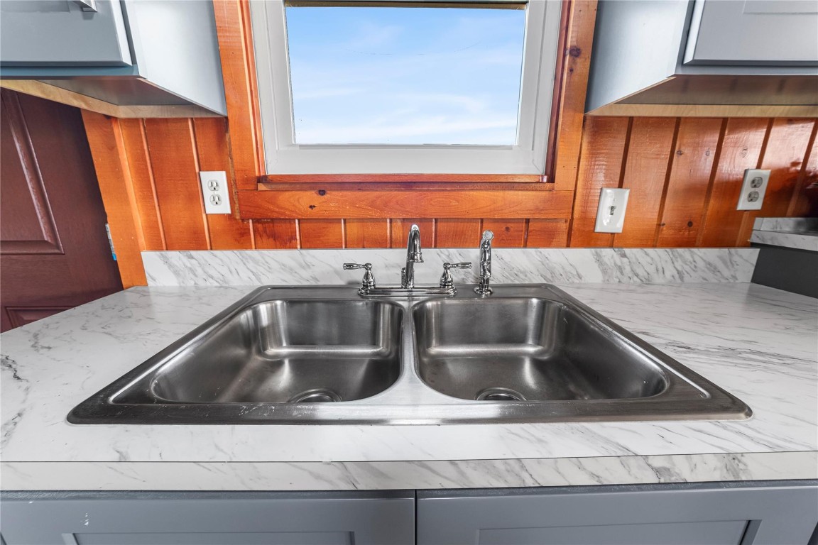 Little Sarasota Waterfront - Residential