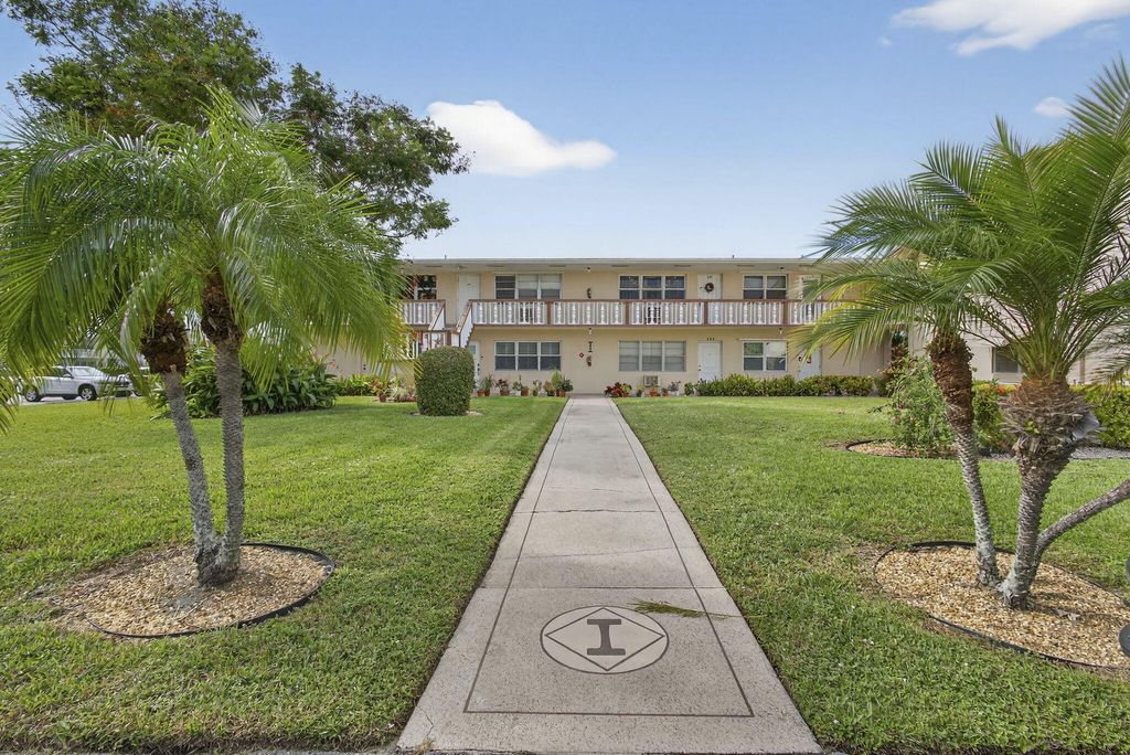 Photo of 193 Easthampton I, West Palm Beach, FL 33417 (MLS # R11148758)