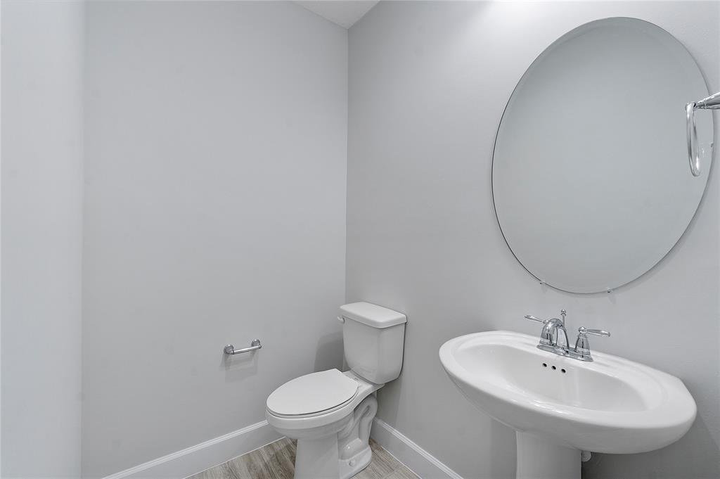 ORCHARDS OF WESTLAKE - Residential Lease