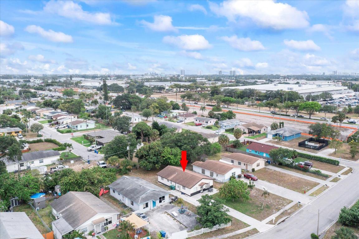 MONROE HEIGHTS - Residential