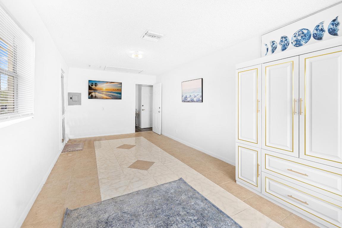 MONROE HEIGHTS - Residential