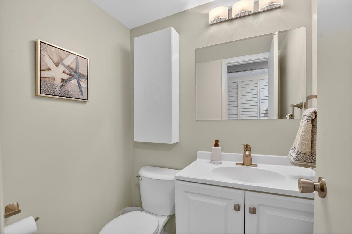 ASHBY D CONDO - Residential