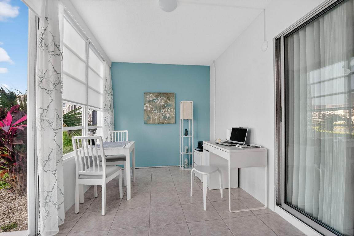 ASHBY D CONDO - Residential