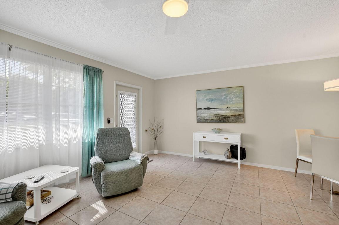 ASHBY D CONDO - Residential