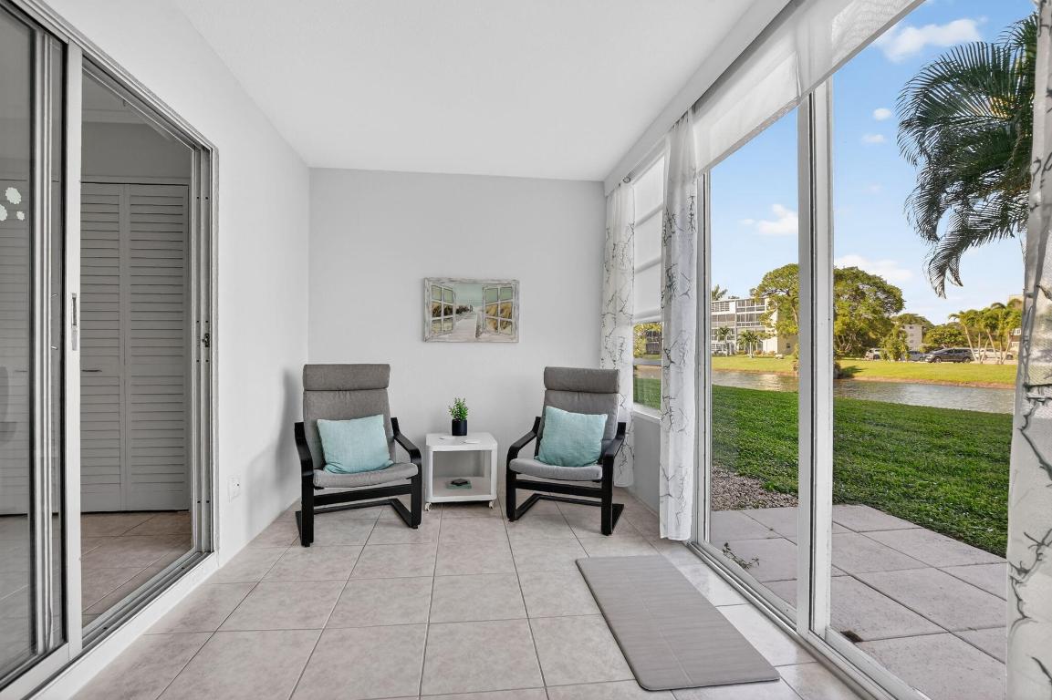 ASHBY D CONDO - Residential