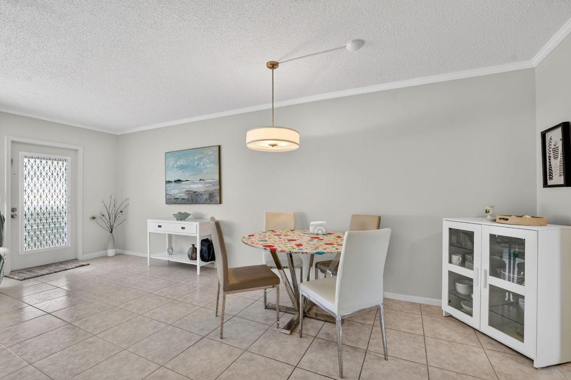 ASHBY D CONDO - Residential