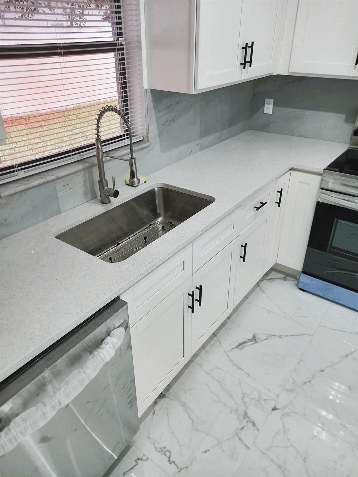 Sunset Pines Condo - Residential Lease