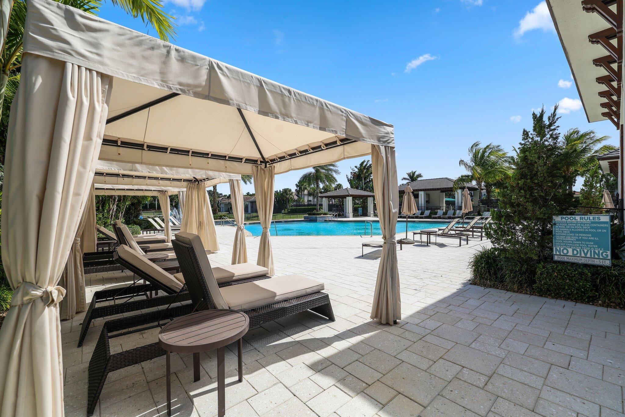 ROYAL PALM POLO PLAT - Residential