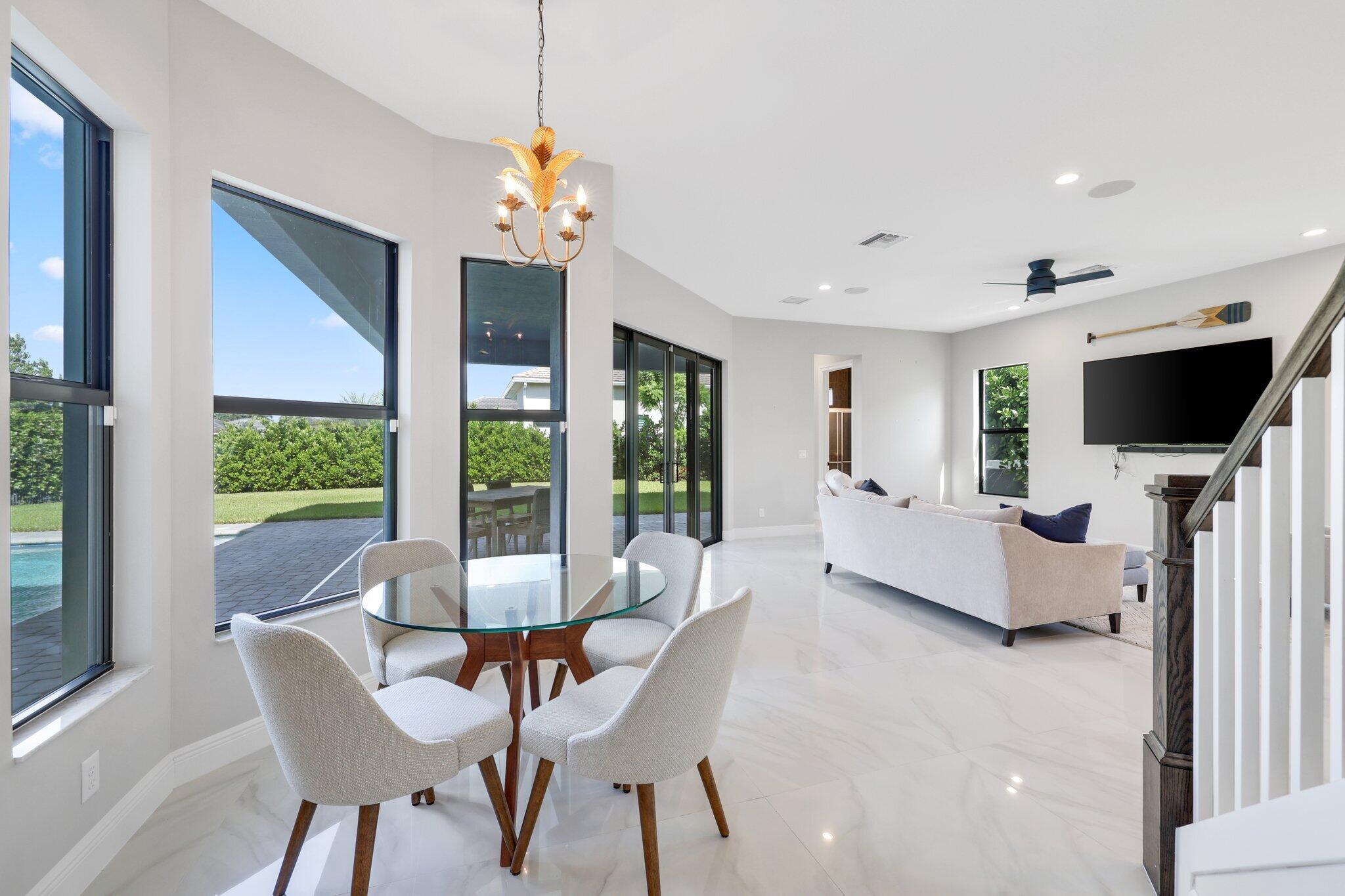 ROYAL PALM POLO PLAT - Residential