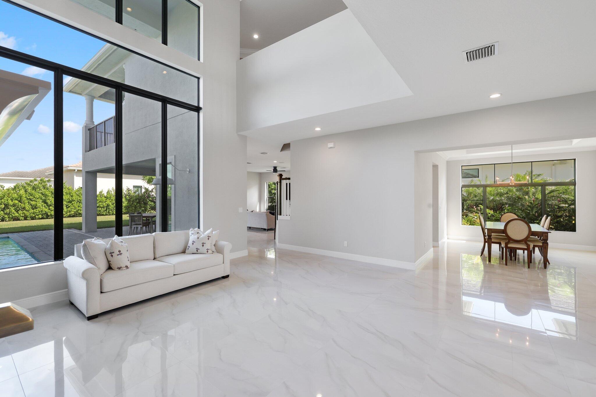 ROYAL PALM POLO PLAT - Residential