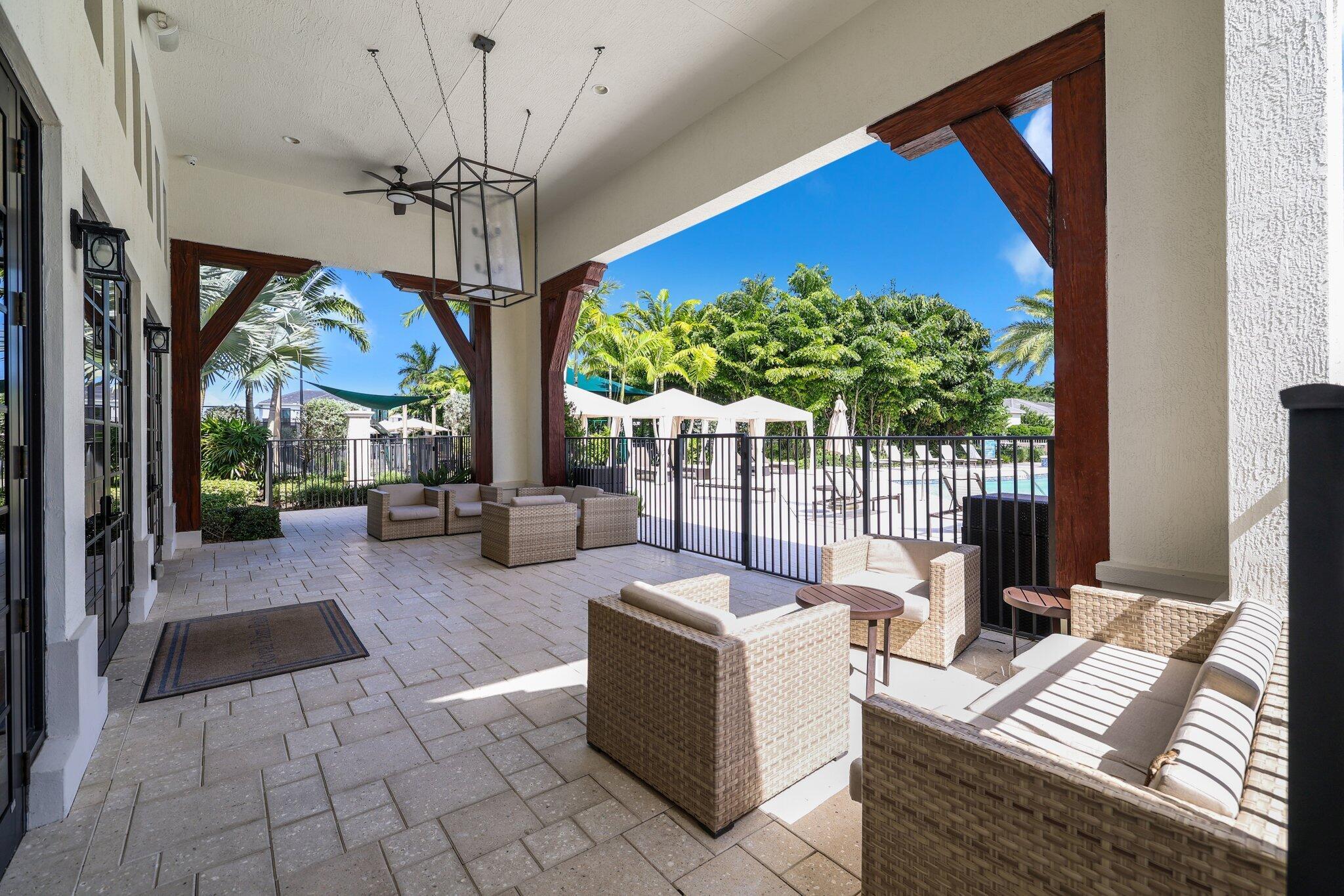 ROYAL PALM POLO PLAT - Residential