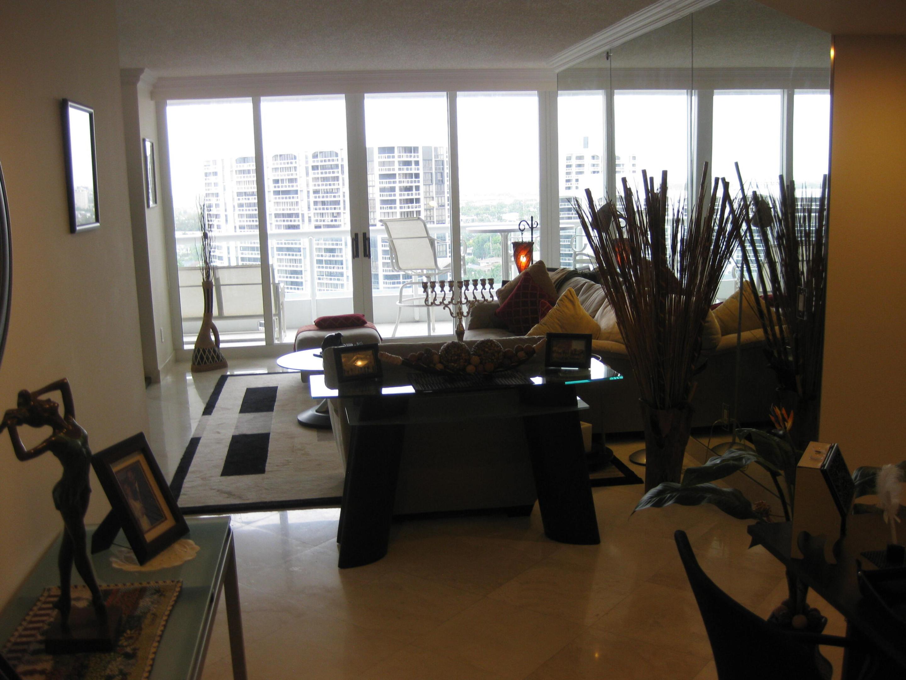 21055 Yacht Club Drive 1804